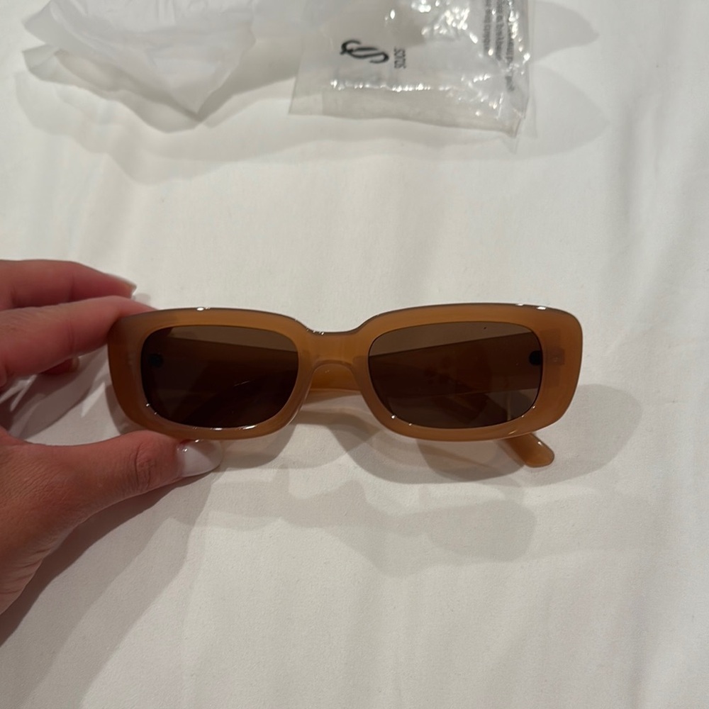 Amazon sunglasses - Picture 2 of 5